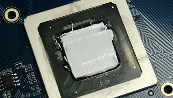 cpu為什麽用到導熱矽脂？