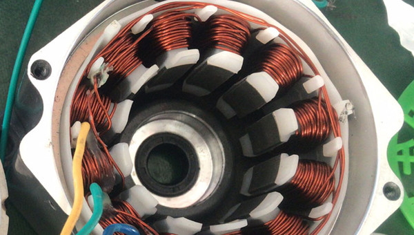 電機金屬與金屬粘接，高強度密封膠應用解決