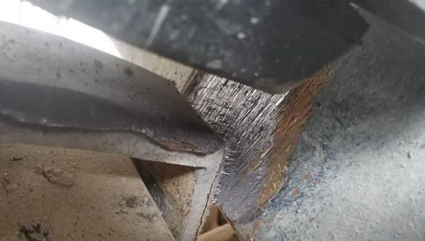 什麽膠粘金屬可達焊接強度？低氣味金屬星空体育安卓版下载應用解決