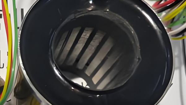 電機定子灌封用什麽膠水不會出現邊緣開裂現象？