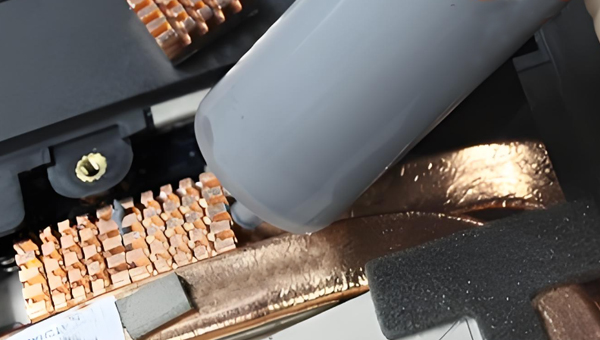 CPU散熱器導熱膏多久要換一次？