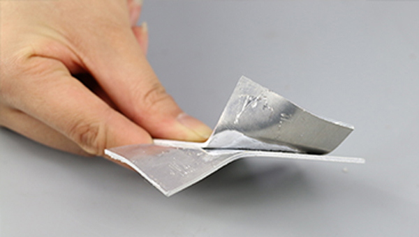 丙烯酸結構膠，更適用於(yu) 金屬結構件的粘接